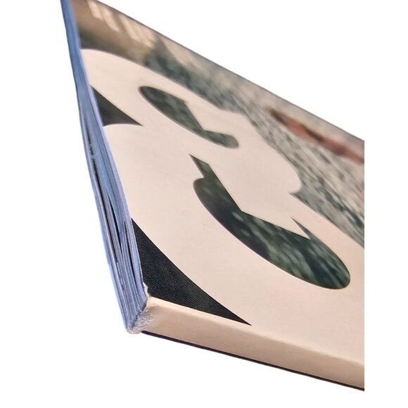 GQ Magazine September 2024 George Clooney Brad Pitt Edition US Gentlemens Quarte - Picture 6 of 9